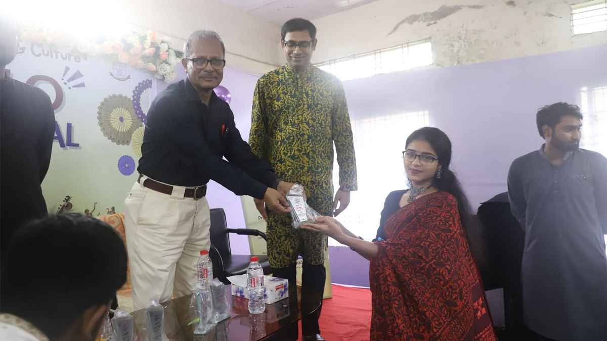 ‘যুক্তিবাদ ও নৈতিকতার চর্চাই দর্শনের প্রাণ’