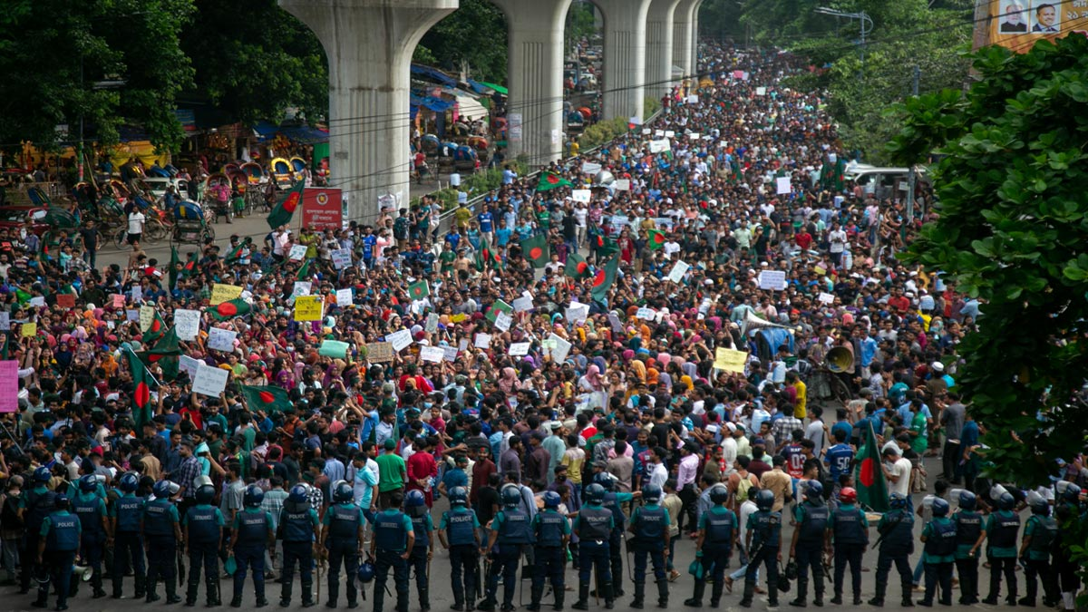 ‘জুলাই আন্দোলনে আহতদের শরীরের বুলেট সরানো সম্ভব নয়’