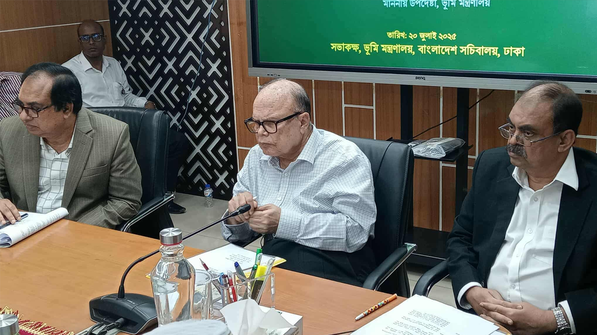 এ বছর ভূমি উন্নয়ন কর আদায় হয়েছে ১১০৫ কোটি টাকা: ভূমি উপদেষ্টা