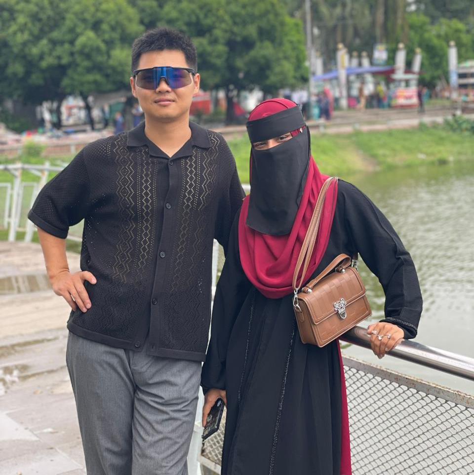 Madaripur_29-07-25_(Digital_China_Love)_Pic-01