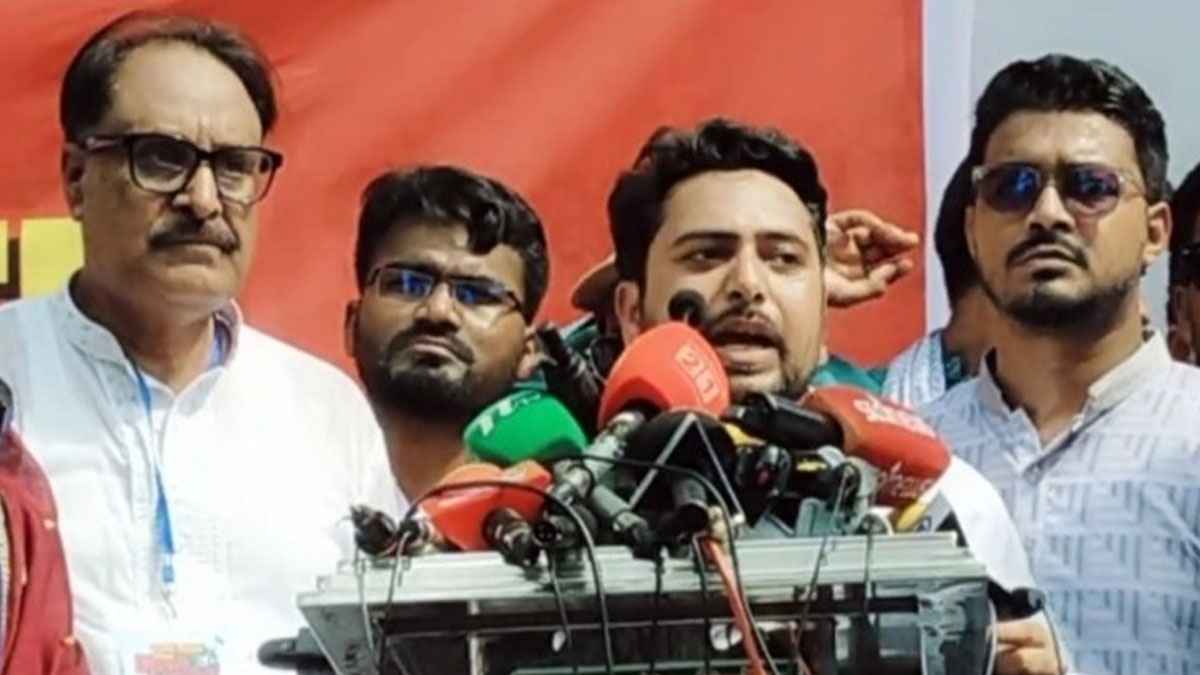 সীমান্তে বিএসএফের আগ্রাসন মেনে নেওয়া হবে না: নাহিদ ইসলাম