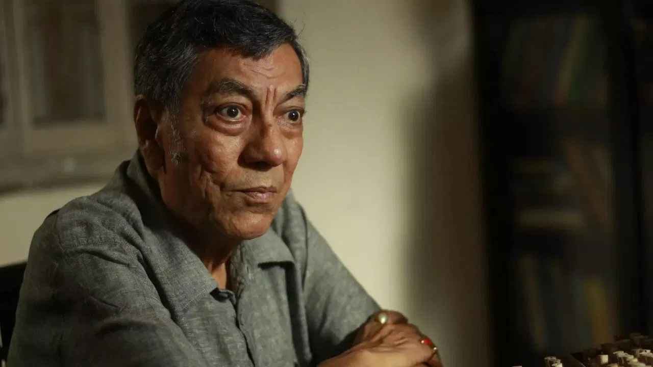 যারা কাজ দেবেন তাঁরা আমাকে যোগ্য ভাবেন না: বিপ্লব চট্টোপাধ্যায়