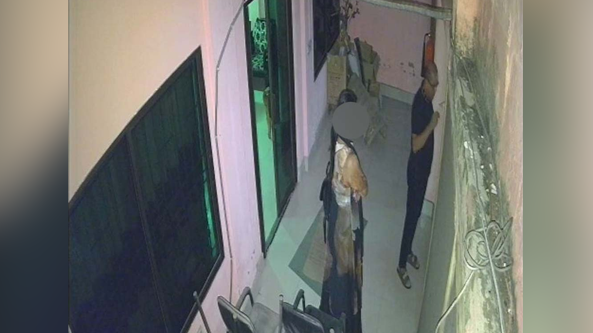 রেস্ট হাউজে স্ত্রী পরিচয়ে নারী নিয়ে ওসি, ছাত্রদলের হাঙ্গামা