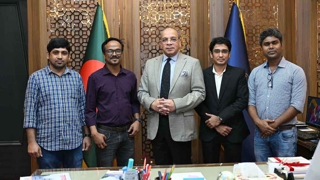 Refat Ba সংবাদ পরিবেশনে বস্তুনিষ্ঠতা বজায় রাখার আহ্বান প্রধান বিচারপতির