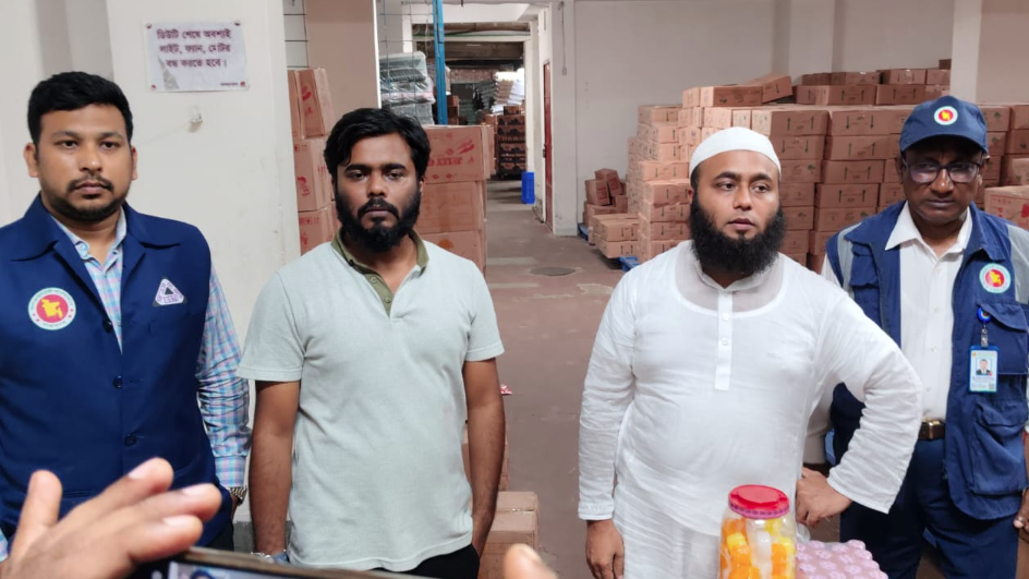 সেফ ফুড ইন্ডাস্ট্রিতে যৌথবাহিনীর অভিযান