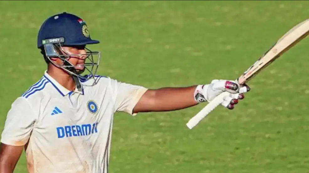 এবার টেস্টে অভিনব এক রেকর্ড ১৪ বছরের সূর্যবংশীর, টপকে গেলেন মিরাজকে