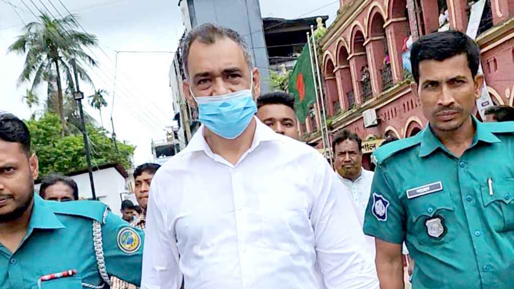 সাবেক কাউন্সিলর আ.লীগ নেতা বাহার চার মামলায় কারাগারে