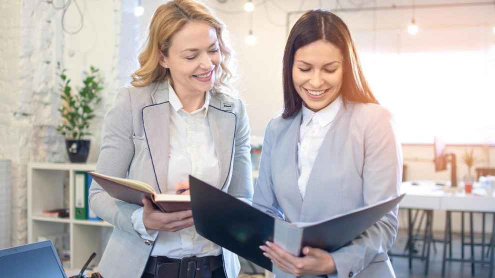 ব্যাংকে চাকরি