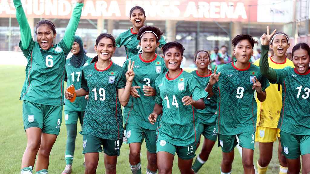 শ্রীলঙ্কার জালে ৫ গোল দিল বাংলাদেশ