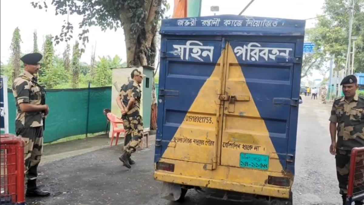 ত্রিপুরা রাজ্য সরকারকে আম উপহার পাঠালেন প্রধান উপদেষ্টা