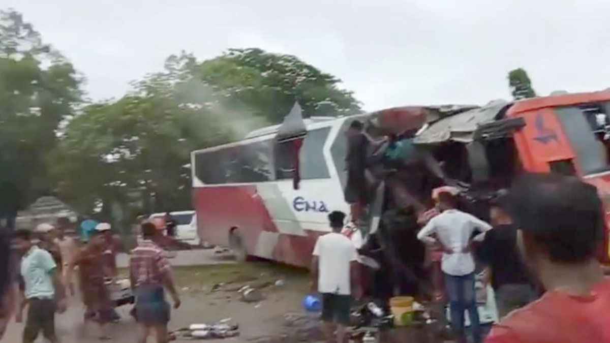 সিলেটে দুই বাসের সংঘর্ষে নিহত ১