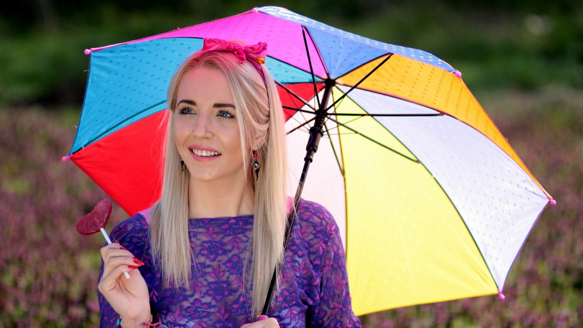 কোন রঙের ছাতা বেশি টেকসই?