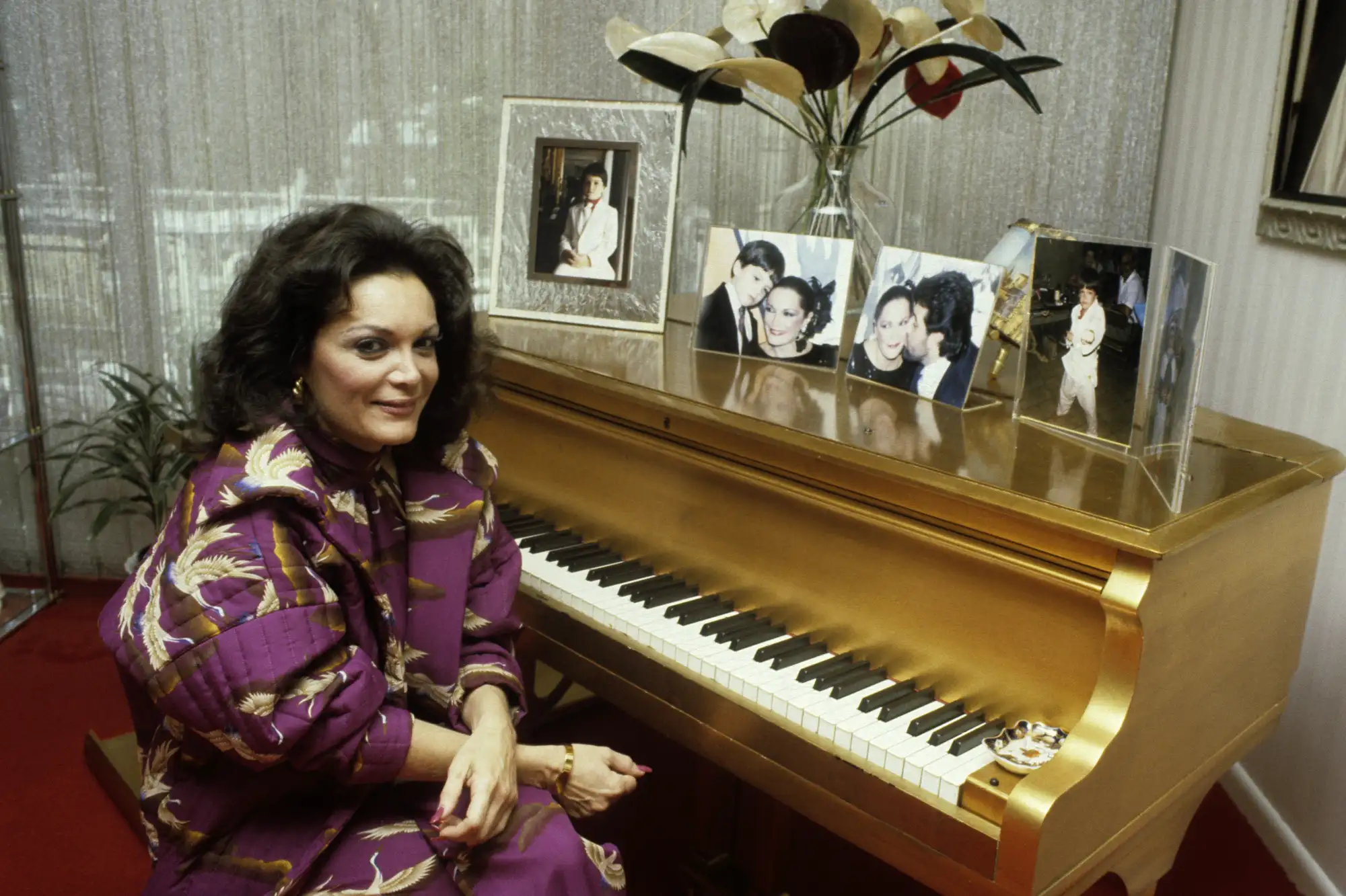 connie-francis-06-022324-8111a551787c4d32901340e46594e9e2