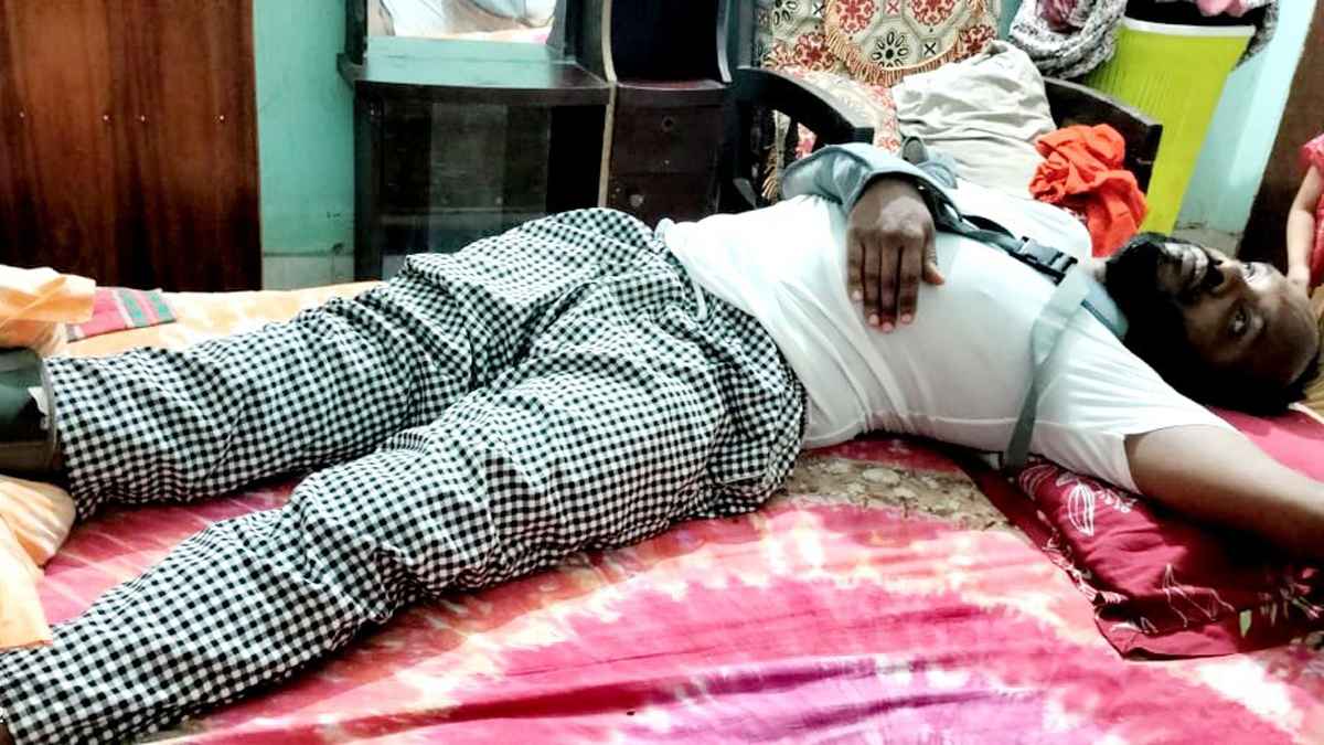 কুমিল্লায় সেই ব্যবসায়ী ও মানবাধিকার কর্মীর ওপর হামলা