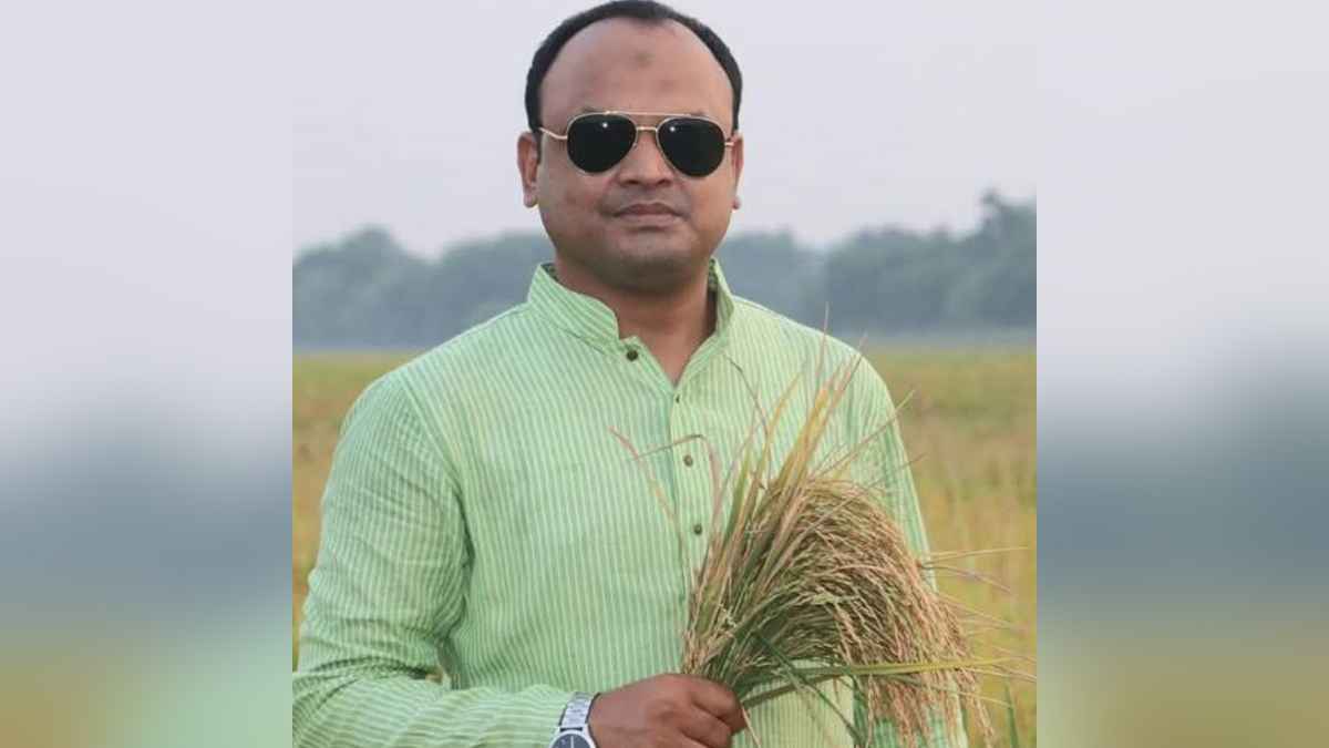 অর্থকষ্টে ফর্ম ফিলআপ করতে না পারা শিক্ষার্থীর পাশে ইবি ছাত্রদল নেতা