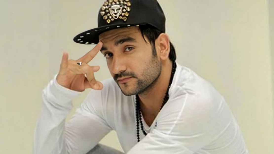 জনপ্রিয় র্যাপারকে লক্ষ্য করে গুলি