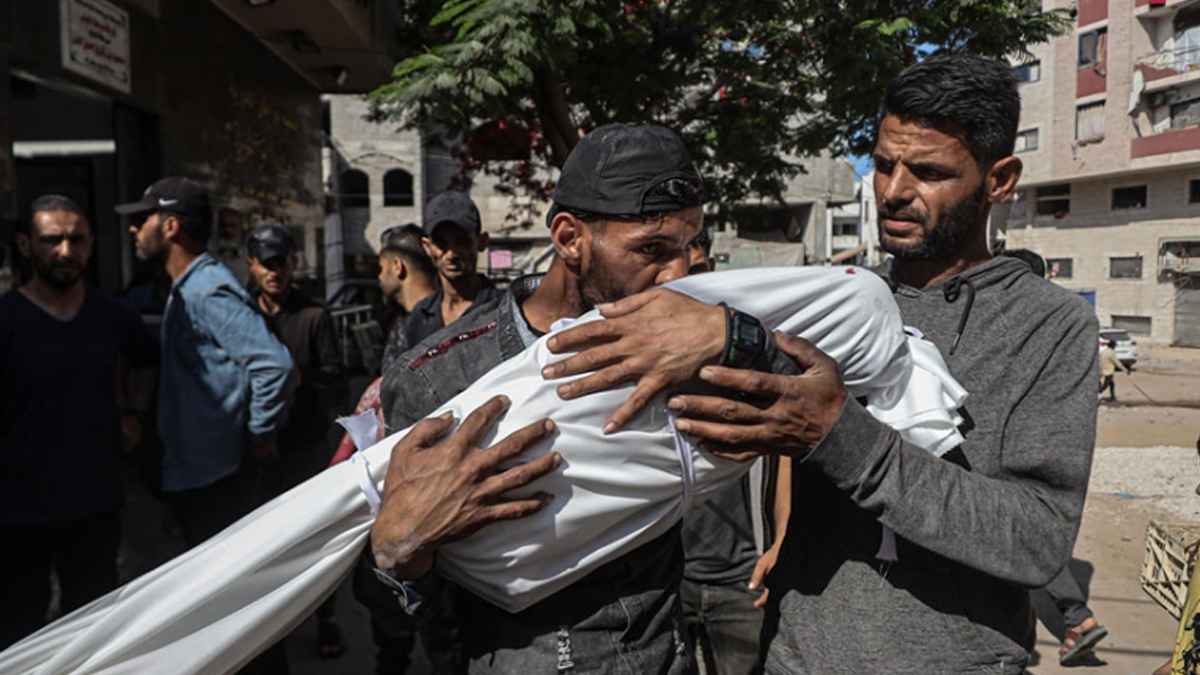 গাজায় পানিও এখন মৃত্যুর কারণ!