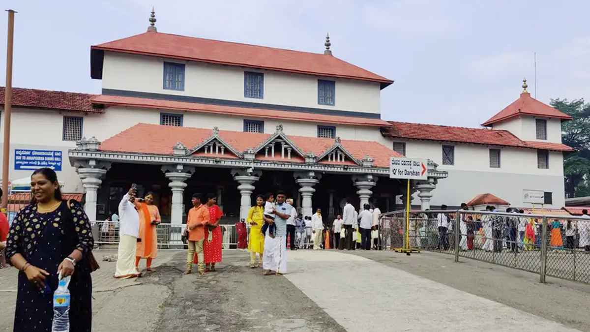 ভারতের মন্দিরে ধর্ষণ ও গণহত্যার অভিযোগ