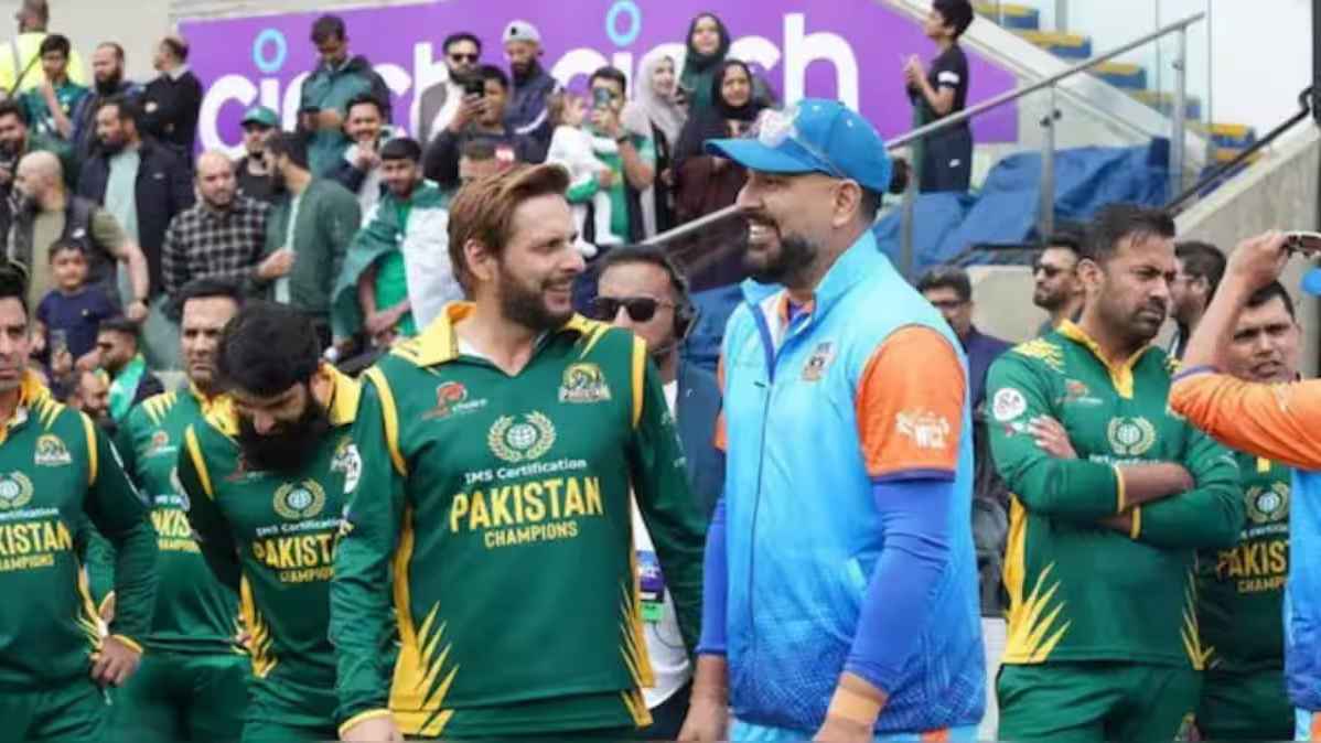 ভারতের অপেশাদার আচরণে ক্ষোভ পাকিস্তান তারকার