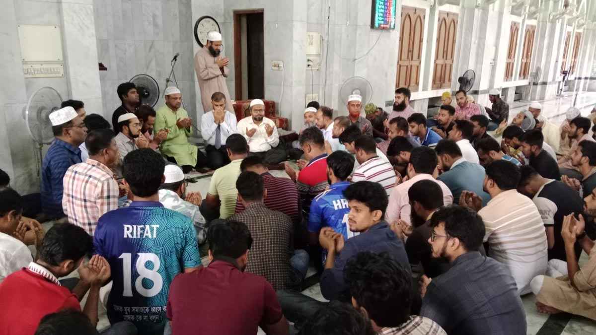 বিএনপি নেতা বকুলের সুস্থতা কামনায় ইবি ছাত্রদলের দোয়া