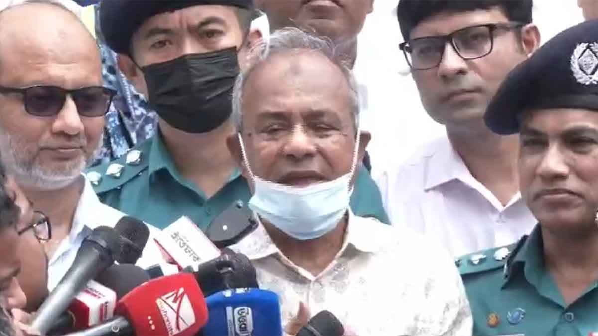 মালয়েশিয়া থেকে ফেরত পাঠানো ব্যক্তিরা জঙ্গি নয়: স্বরাষ্ট্র উপদেষ্টা