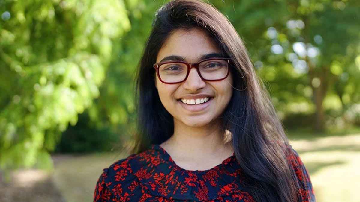 রাজবাড়ীর পদযাত্রায় আমন্ত্রণ জানিয়ে তাসনিম জারা’র স্ট্যাটাস