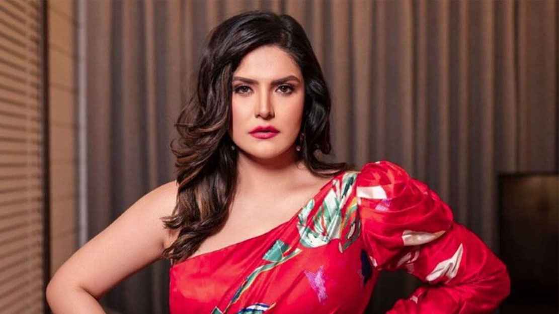 চুম্বন দৃশ্যে কেন রেগে গিয়েছিলেন জেরিন?