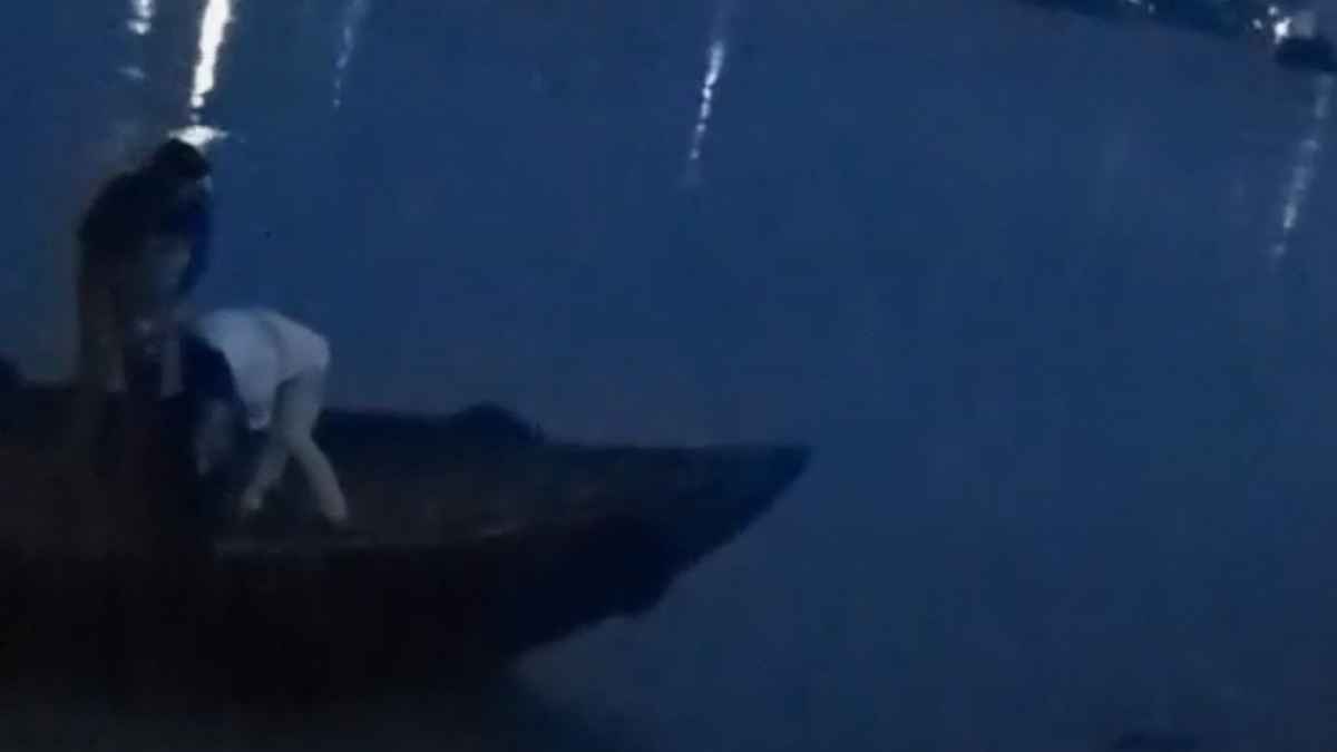 খুলনায় ফিল্মি স্টাইলে খাদ্য পরিদর্শকে অপহরণ, সাড়ে ৫ ঘণ্টা পর উদ্ধার