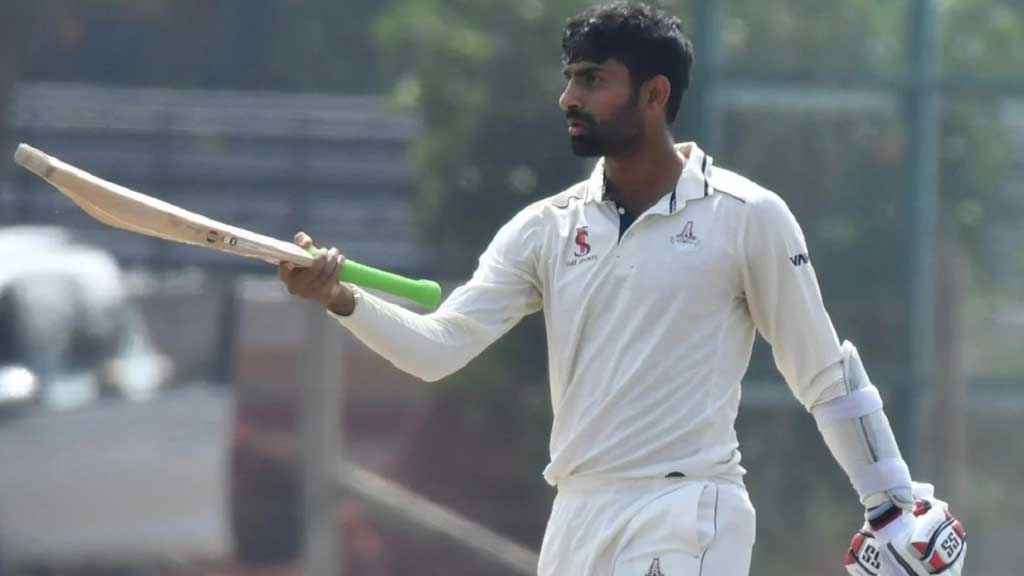 পন্থের বদলি কে এই রেকর্ড গড়া জগদীশান