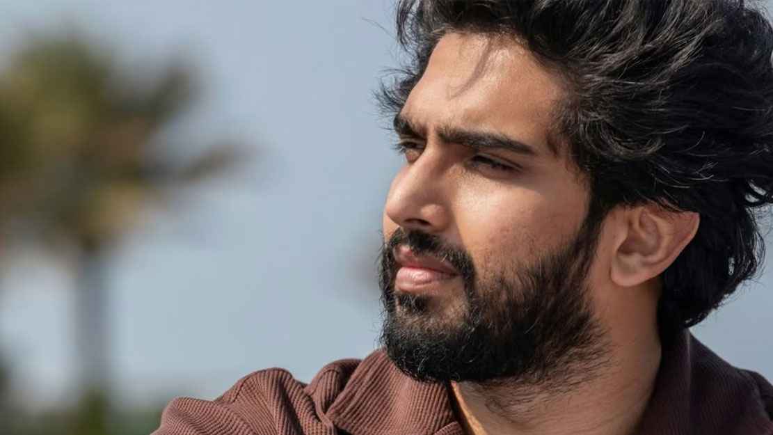 ধর্মের কারণে প্রেমিকা ছেড়ে যান আমাল মালিককে