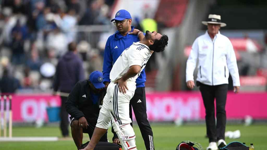 ওল্ড ট্রাফোর্ডে বড় দুঃসংবাদ ভারতের