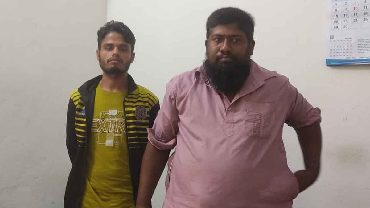 পঞ্চগড়ে এক কেজি গাঁজাসহ ২ মাদক কারবারি গ্রেফতার