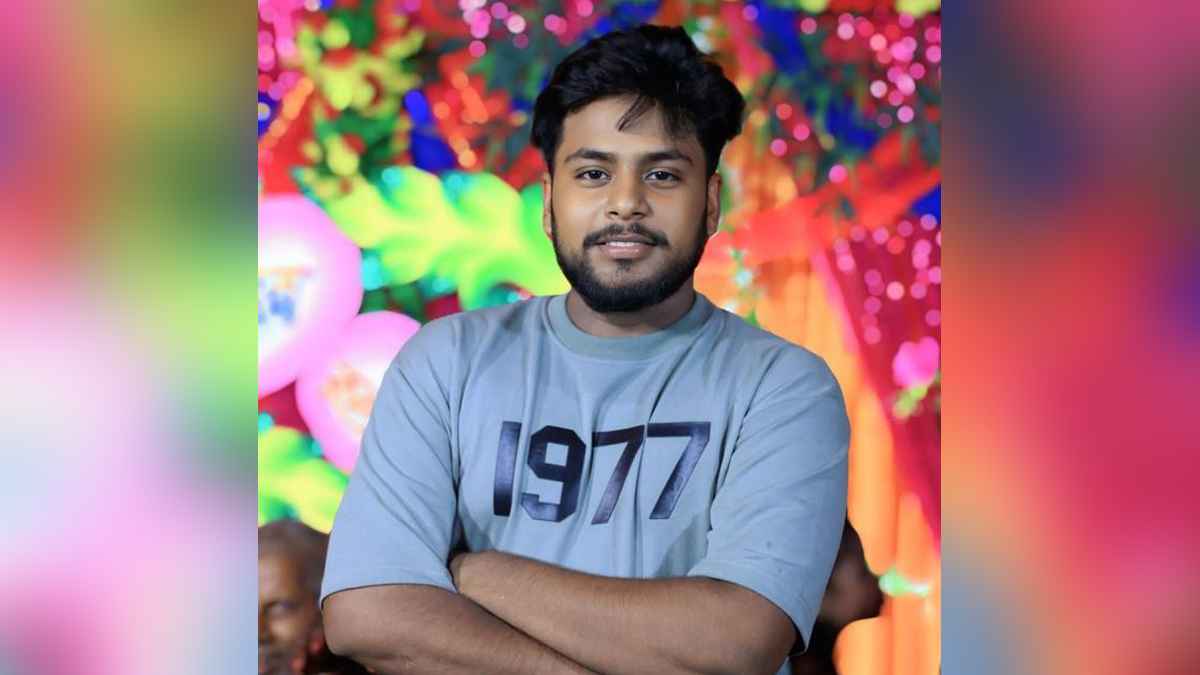 আল্লাহর আইন মানার জন্য ছাত্রদল নেতার ‘পদত্যাগ’