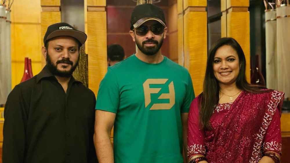 shakib_khan_eid_20250704_104807352 shakib_khan_eid_20250704_104807352