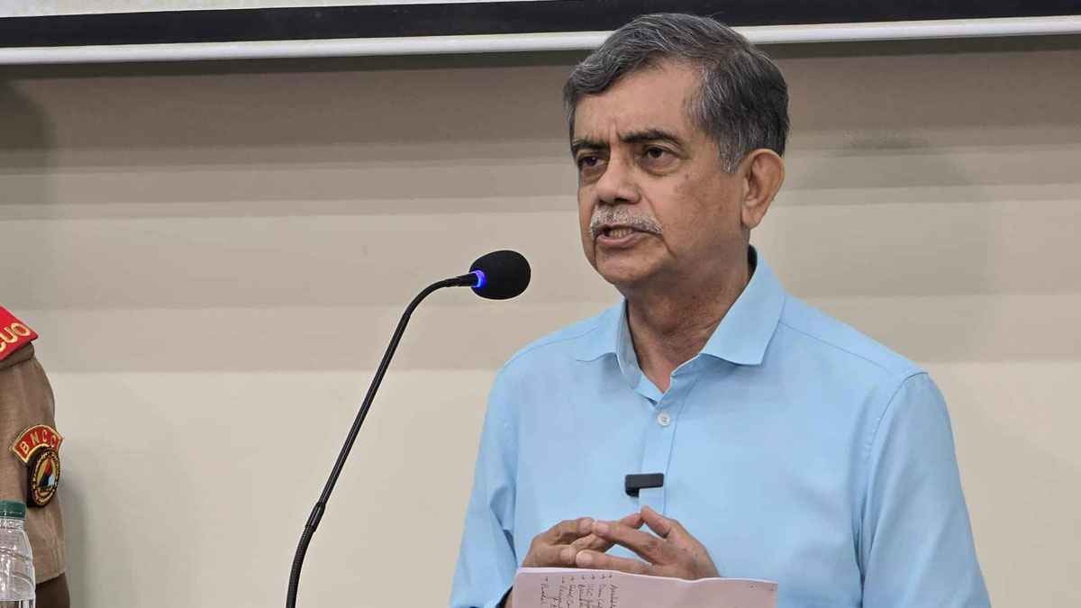বিগত বছরগুলোতে শিক্ষক নিয়োগের বদলে ভোটার বসানো হয়েছে: শিক্ষা উপদেষ্টা