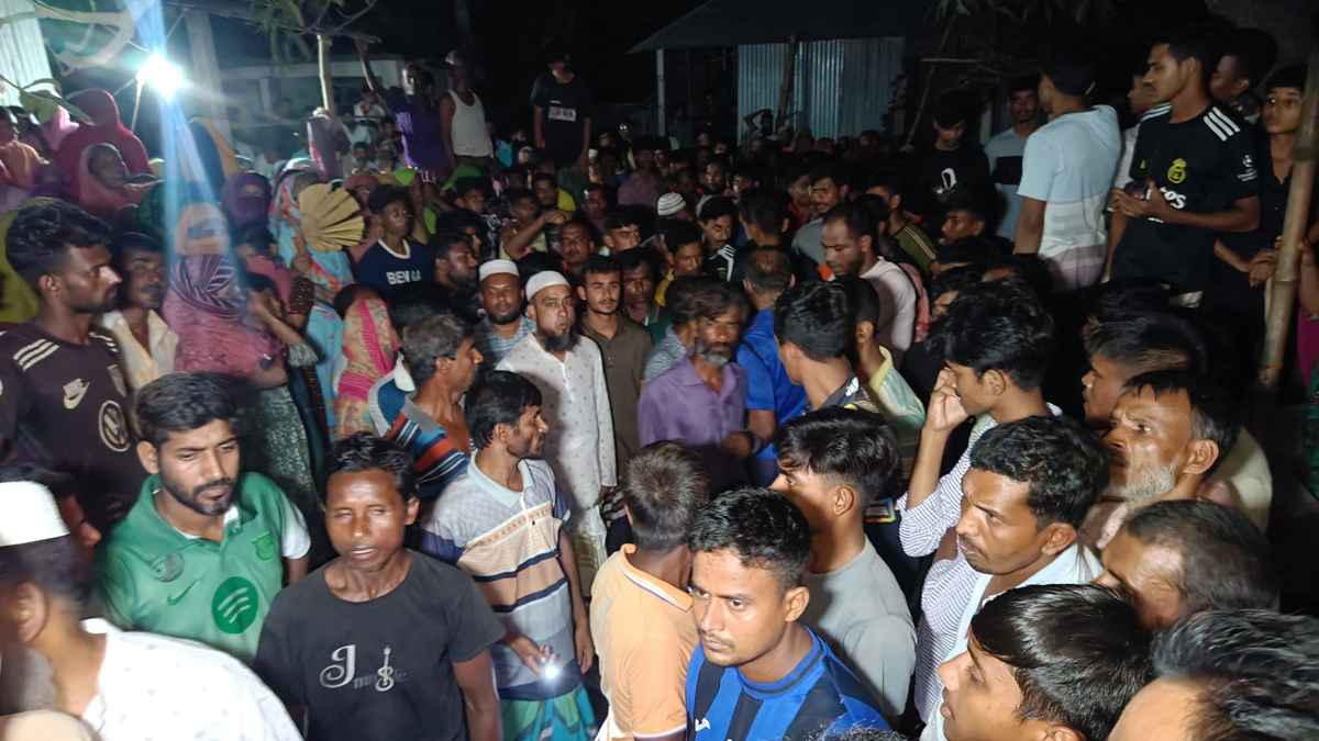 ৭ বছরের শিশুকে হত্যার পর বস্তাবন্দি করে পালাল সৎ মা