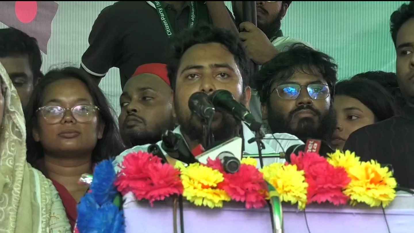 বাংলাদেশকে নতুন করে গড়ে তোলার জন্যই জুলাই অভ্যুত্থান হয়েছিল: নাহিদ