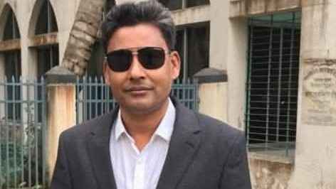 সিরাজগঞ্জে সাবেক ইউপি চেয়ারম্যান আ.লীগ নেতা ফিরোজ গ্রেফতার