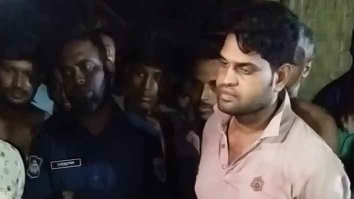 চাঁদা দাবির অভিযোগে কনস্টেবলসহ ভুয়া পুলিশ সদস্য আটক