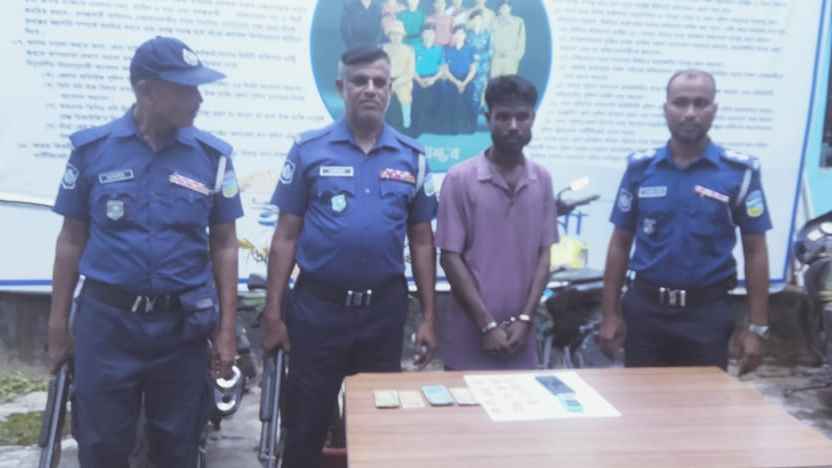 ইসলামপুরে ৬৯০ পিস ইয়াবাসহ মাদক কারবারি আটক