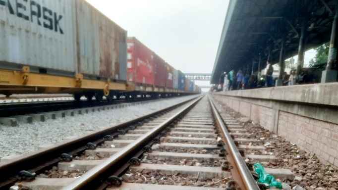 সিলেট থেকে চট্টগ্রামগামী পাহাড়িকা এক্সপ্রেস ট্রেন কুমিল্লায় লাইনচ্যুত