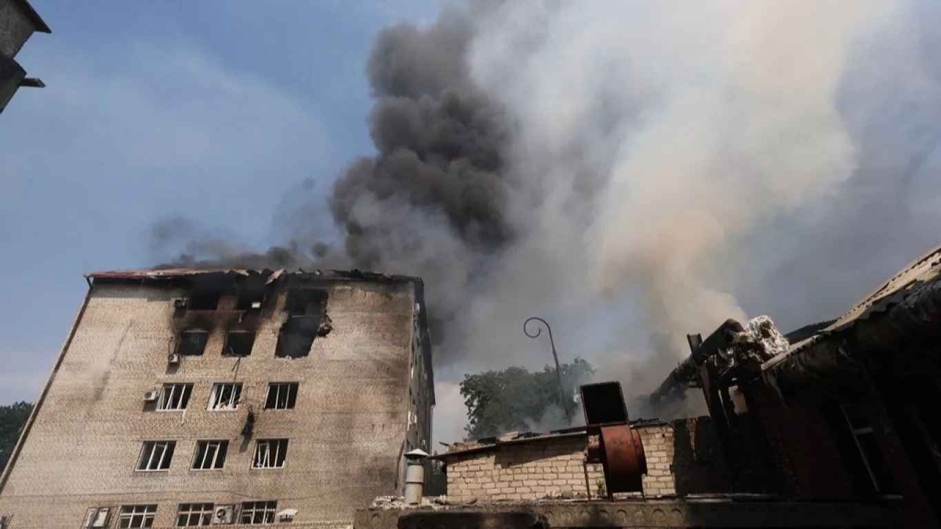 ৭ শতাধিক ড্রোন দিয়ে রাতভর ইউক্রেনে হামলা রাশিয়ার
