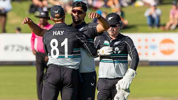 জিম্বাবুয়ে-নিউজিল্যান্ড খেলাসহ টিভিতে আজকের খেলা