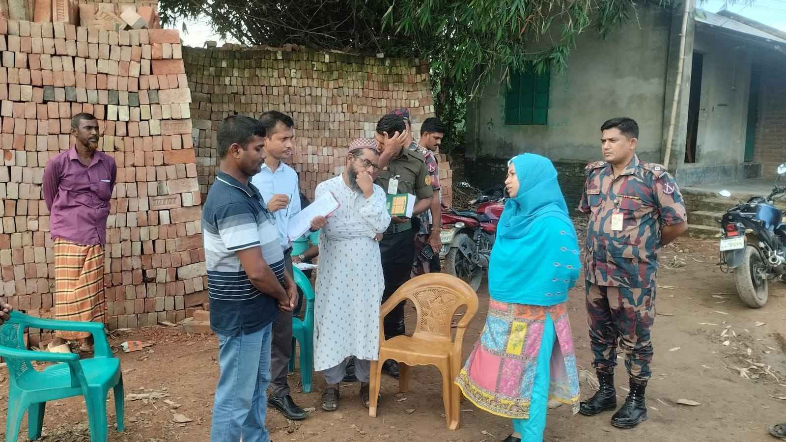 মহেশপুরে ইটভাটায় নিষিদ্ধ জ্বালানির ব্যবহার, দুই লাখ টাকা জরিমানা
