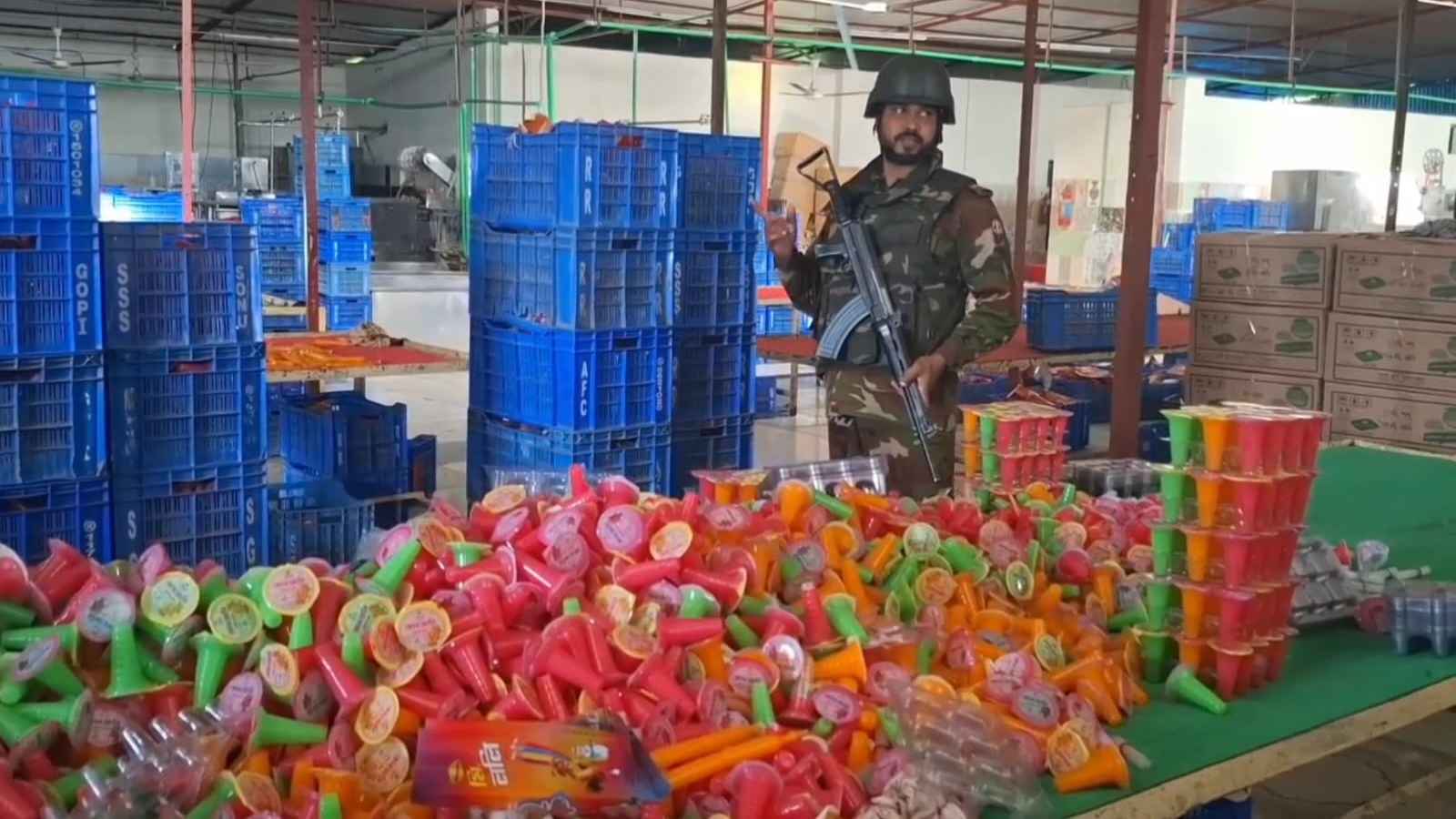 নকল শিশু খাদ্য উৎপাদন, কারখানায় অভিযানে লাখ টাকা জরিমানা