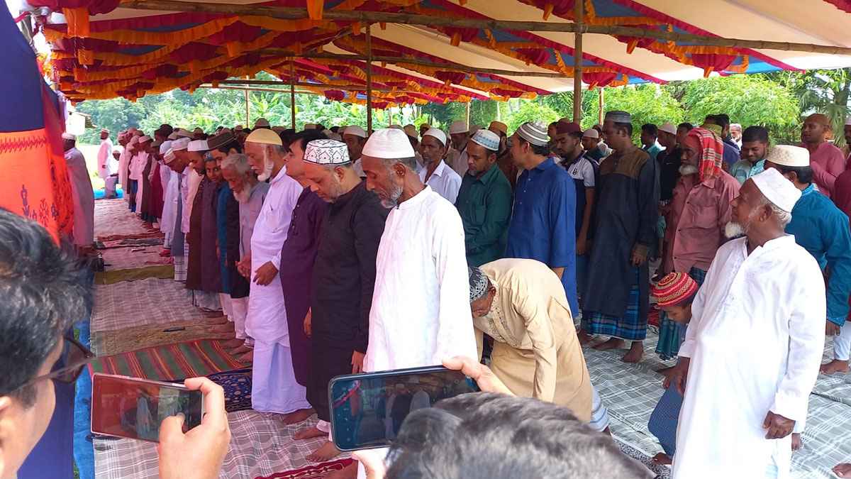 মাদারীপুরের ২৫ গ্রামে সৌদি আরবের সঙ্গে ঈদ উদযাপন