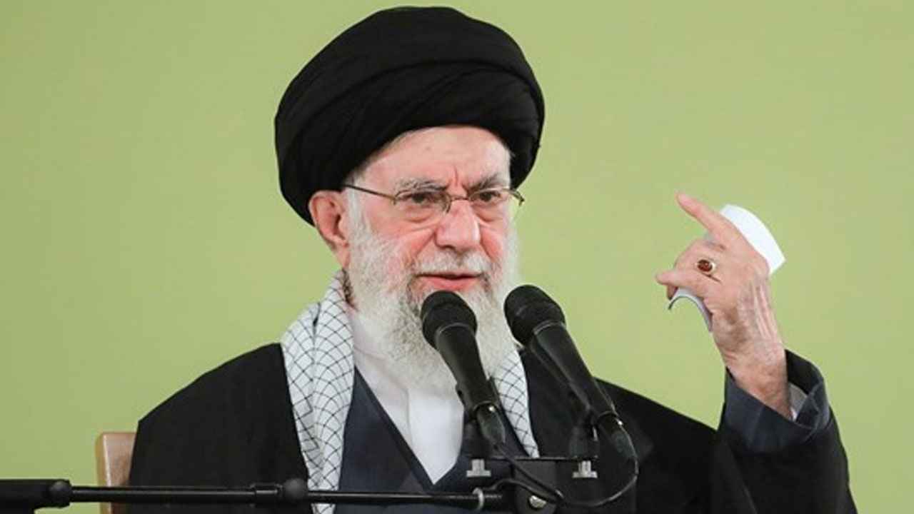 যুক্তরাষ্ট্রকে আগের সতর্কবার্তা ফের স্মরণ করিয়ে দিলেন খামেনি