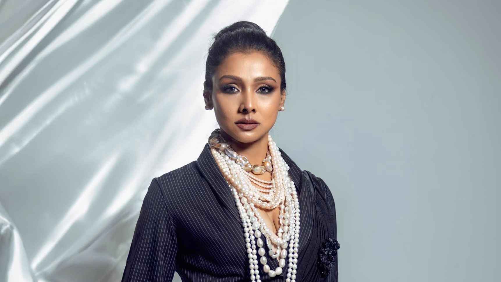 ঈদে রুনা খানের ২ সিরিজ, ১ সিনেমা