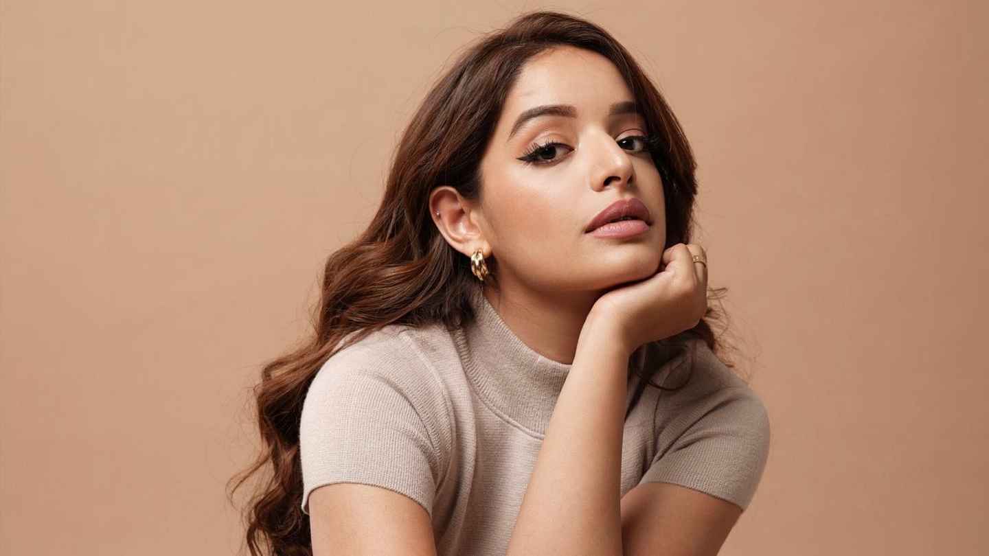 সমকামী মানুষও একইভাবে প্রেমে পড়েন: লিসা মিশ্রা