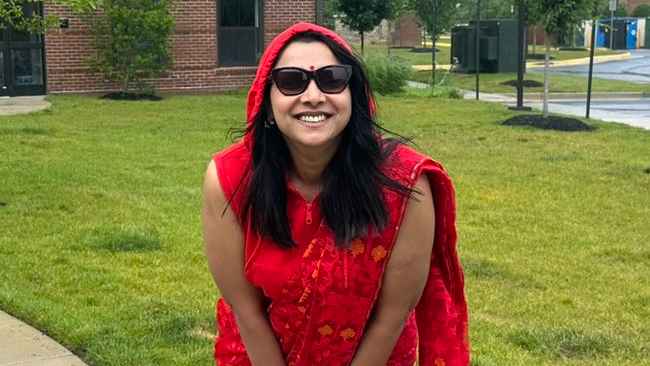 আন্তর্জাতিক উৎসবে পুরস্কৃত রুনা খানের ছবি